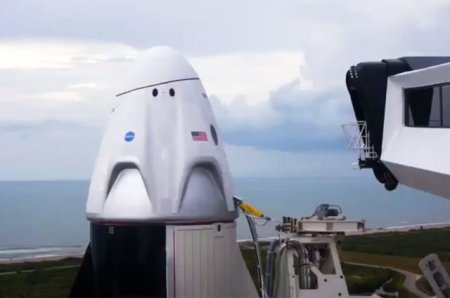 Эксперт: SpaceX использовала российские детали в корабле Crew Dragon